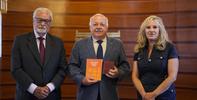El Defensor de la Infancia de Andalucía reclama medidas para cuantificar, prevenir y detectar situaciones de riesgo para los niños y niñas 