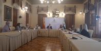 El Defensor del Pueblo andaluz ofrece su colaboración para impulsar un cambio de modelo en las residencias de mayores