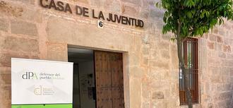 La oficina de atención ciudadana del Defensor del Pueblo Andaluz estuvo en la Comarca de Sierra Morena, en Linares (Jaén), los días 18 y 19 de abril de 2023