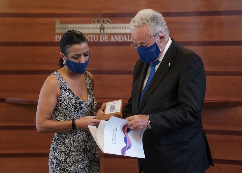 El Defensor revela en el Informe Anual 2019 la vulnerabilidad de algunos colectivos, agravada por el COVID-19 El Defensor revela en el Informe Anual 2019 la vulnerabilidad de algunos colectivos, agravada por el COVID-19