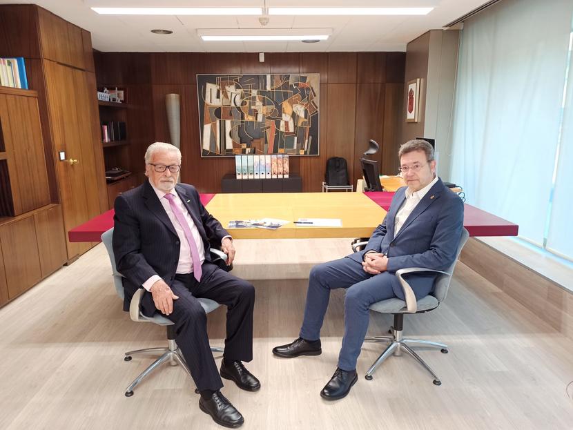 Encuentro institucional con el Defensor del Pueblo de Navarra Encuentro institucional con el Defensor del Pueblo de Navarra