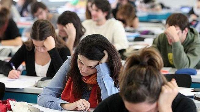 ¿Cómo las universidades públicas andaluzas van a realizar los exámenes en formato no presencial? ¿Cómo las universidades públicas andaluzas van a realizar los exámenes en formato no presencial?