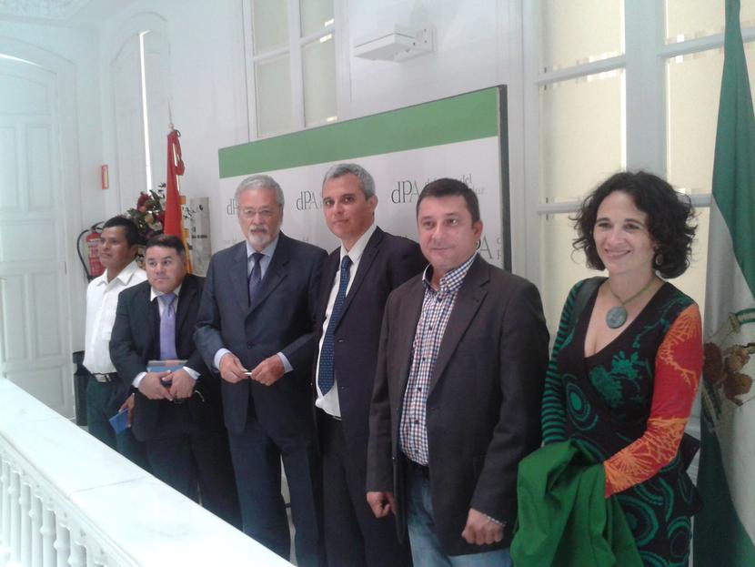 Reconocimiento a los premiados por la defensa de los Derechos Humanos en el área de la cooperación Andaluza