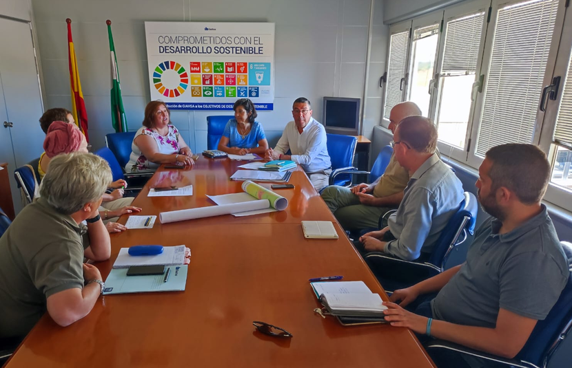 Mediación del Defensor en la Sierra de Huelva: consenso por un ciclo integral del agua en la comarca