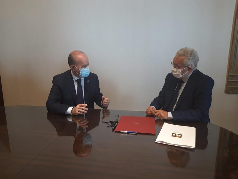 Jesús Maeztu se reúne con el alcalde de Antequera Jesús Maeztu se reúne con el alcalde de Antequera