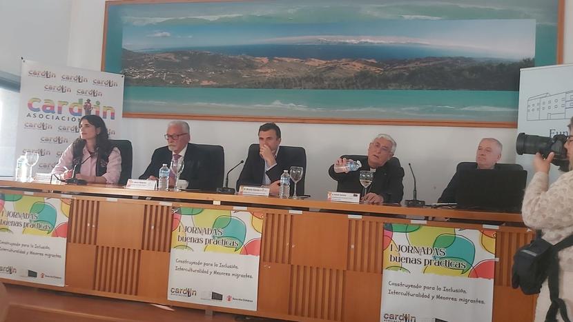 El Defensor de la Infancia aborda la inclusión de los menores migrantes en una jornada en Cádiz El Defensor de la Infancia aborda la inclusión de los menores migrantes en una jornada en Cádiz