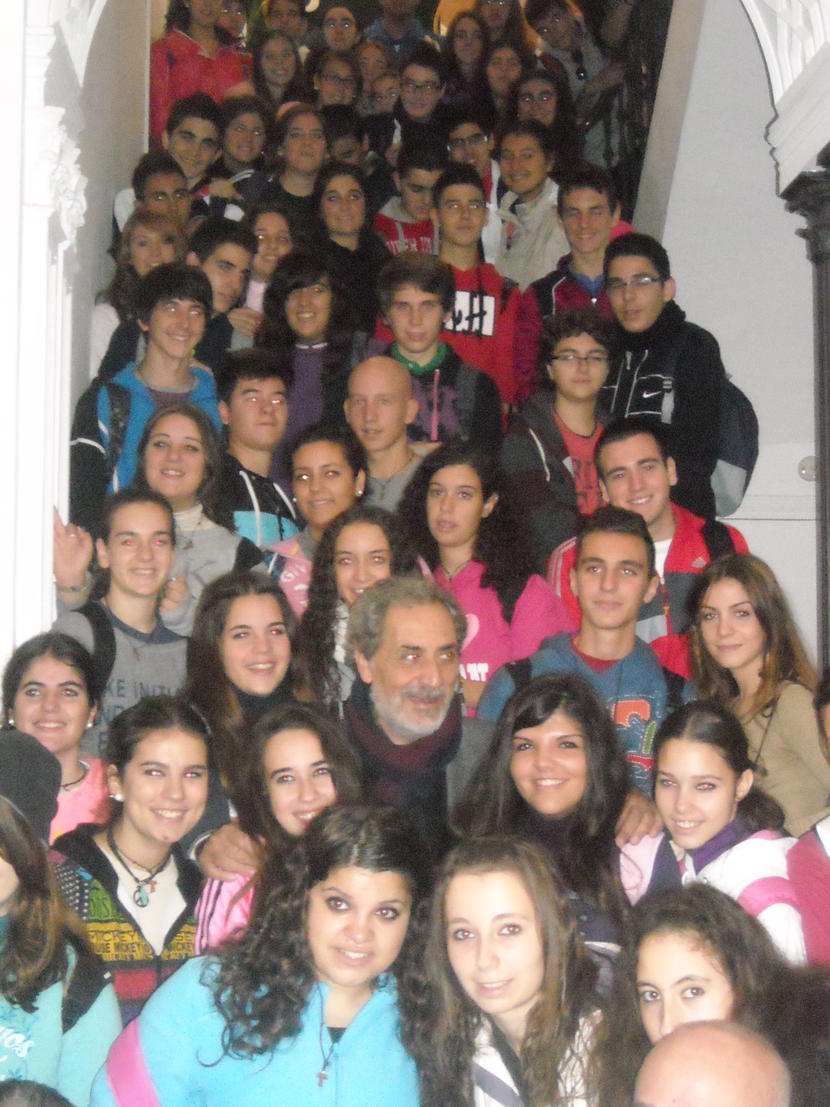 VIERNES 9 NOVIEMBRE 10 horas. Visita de estudiantes del IES Azahar de preparación para su X Camino de Santiago.