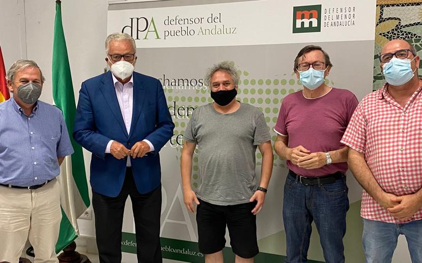 Nos reunimos con Ecologistas en Acción para analizar el estado del medio ambiente en Andalucía Nos reunimos con Ecologistas en Acción para analizar el estado del medio ambiente en Andalucía