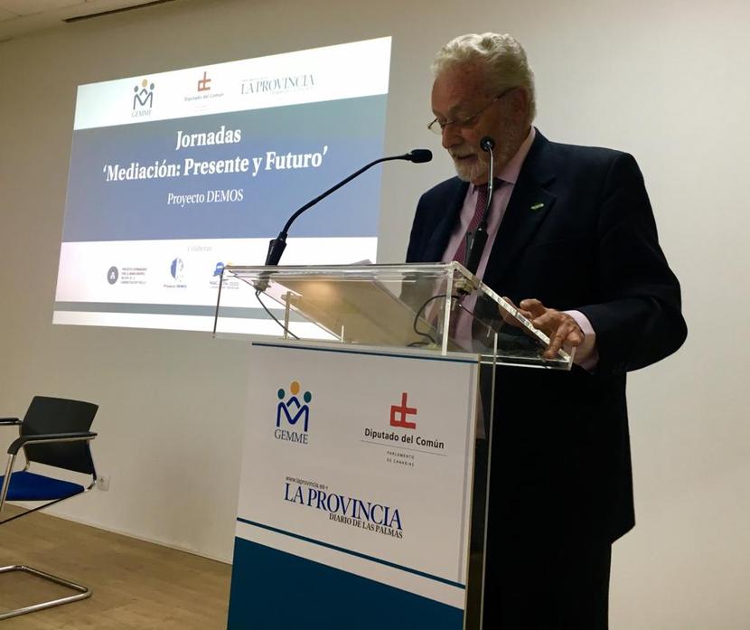 El DPA explica en Canarias la apuesta por la mediación en la Institución El DPA explica en Canarias la apuesta por la mediación en la Institución