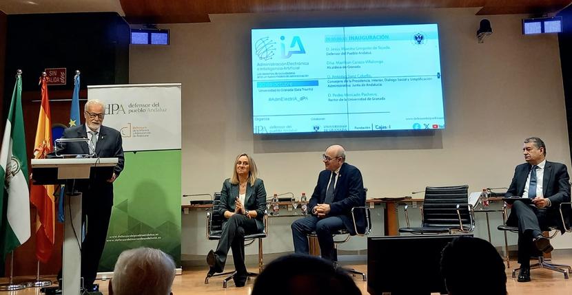 El Defensor del Pueblo andaluz aboga por una regulación de la administración electrónica que evite la brecha digital El Defensor del Pueblo andaluz aboga por una regulación de la administración electrónica que evite la brecha digital