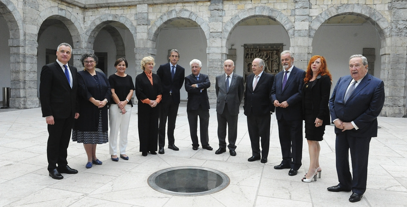 XXX Jornadas de Coordinación de los Defensores del Pueblo: La vivienda pública en España XXX Jornadas de Coordinación de los Defensores del Pueblo: La vivienda pública en España