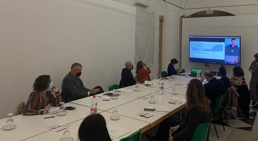 El equipo de Mediación conoce la actividad mediadora de entidades públicas en Cádiz El equipo de Mediación conoce la actividad mediadora de entidades públicas en Cádiz