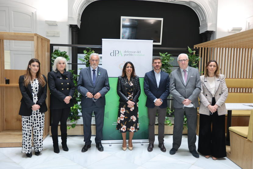 La presidenta del Parlamento de Andalucía conoce la rehabilitación y mejora de nuestra sede La presidenta del Parlamento de Andalucía conoce la rehabilitación y mejora de nuestra sede