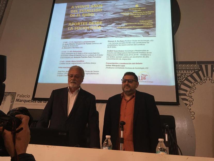 El Defensor llama a la convivencia en El Ejido en el análisis de los 20 años del estallido racista contra los inmigrantes El Defensor llama a la convivencia en El Ejido en el análisis de los 20 años del estallido racista contra los inmigrantes