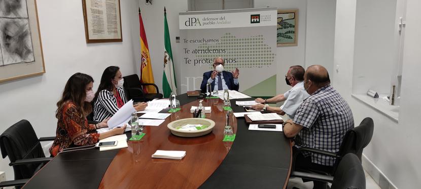 Conocemos las necesidades de los vecinos de Tres Barrios-Amate de Sevilla Conocemos las necesidades de los vecinos de Tres Barrios-Amate de Sevilla