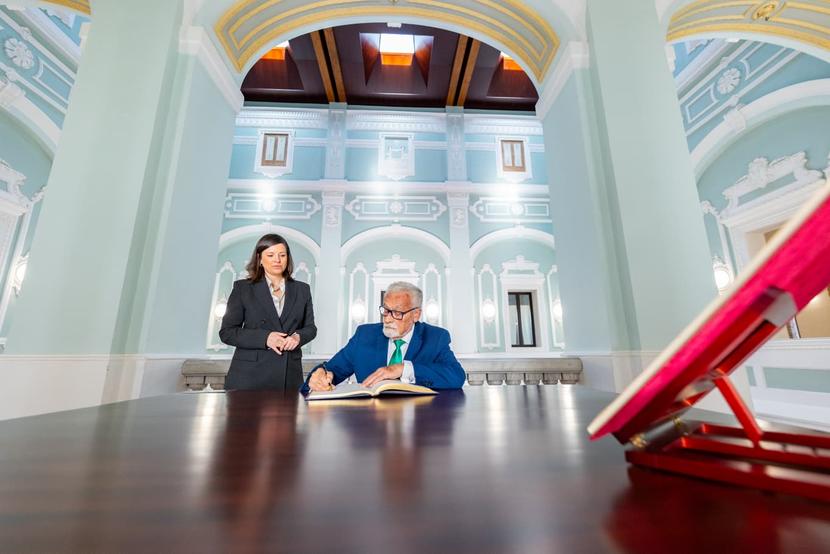 El Defensor del Pueblo Andaluz y la alcaldesa de San Fernando coinciden en reforzar derechos y servicios públicos ante la ciudadanía El Defensor del Pueblo Andaluz y la alcaldesa de San Fernando coinciden en reforzar derechos y servicios públicos ante la ciudadanía