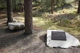Investigamos los Lugares y Senderos de la Memoria en Andalucía Investigamos los Lugares y Senderos de la Memoria en Andalucía