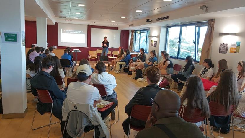 Niños y niñas de las Defensorías de infancia de Europa debaten sobre justicia climática Niños y niñas de las Defensorías de infancia de Europa debaten sobre justicia climática